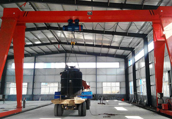 Light Duty Crane for Indoor Use