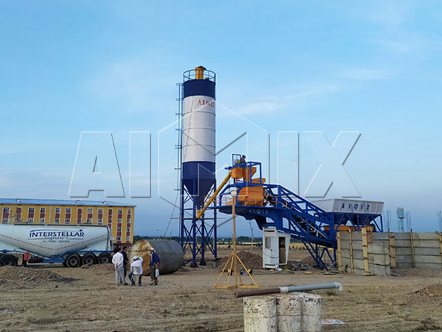 China Mobile Concrete Batching Plant